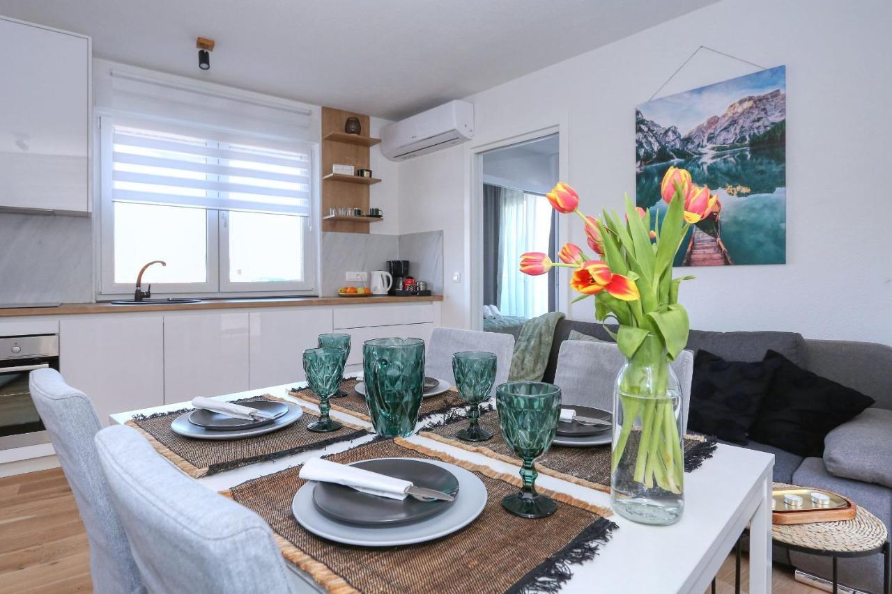 Apartment Garden ซาดาร์ ภายนอก รูปภาพ
