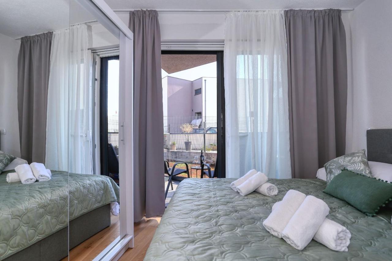 Apartment Garden ซาดาร์ ภายนอก รูปภาพ