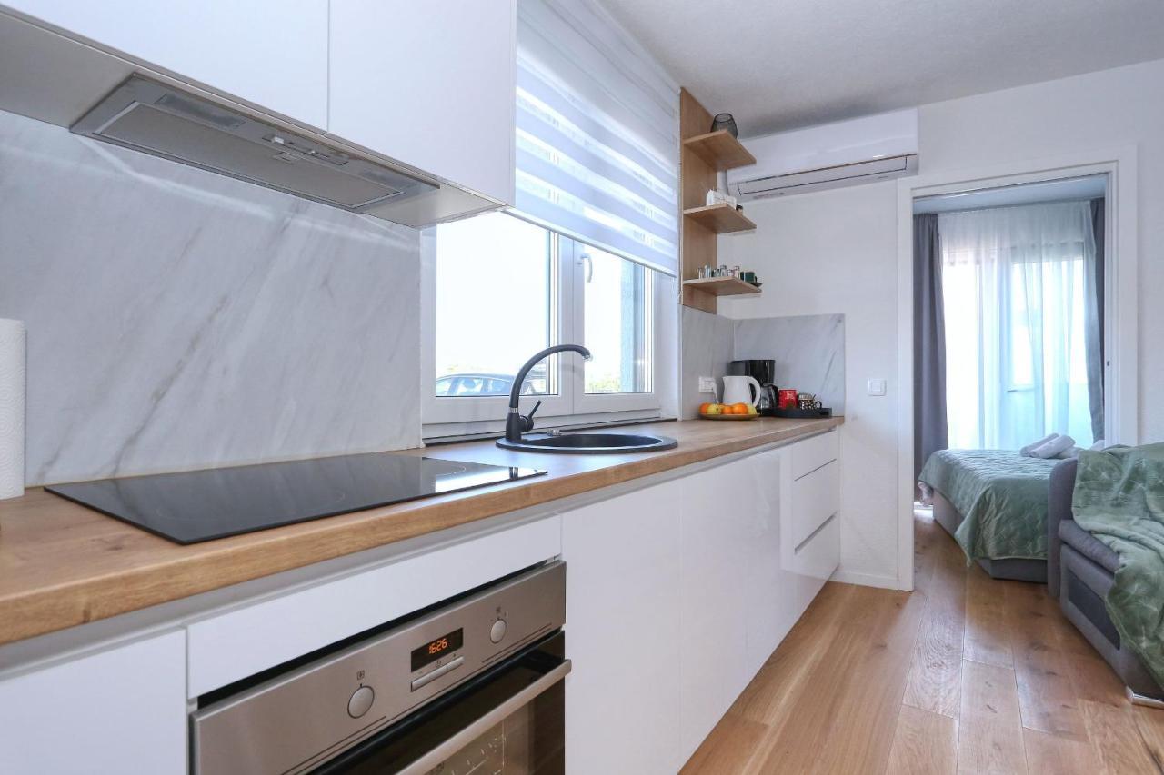 Apartment Garden ซาดาร์ ภายนอก รูปภาพ