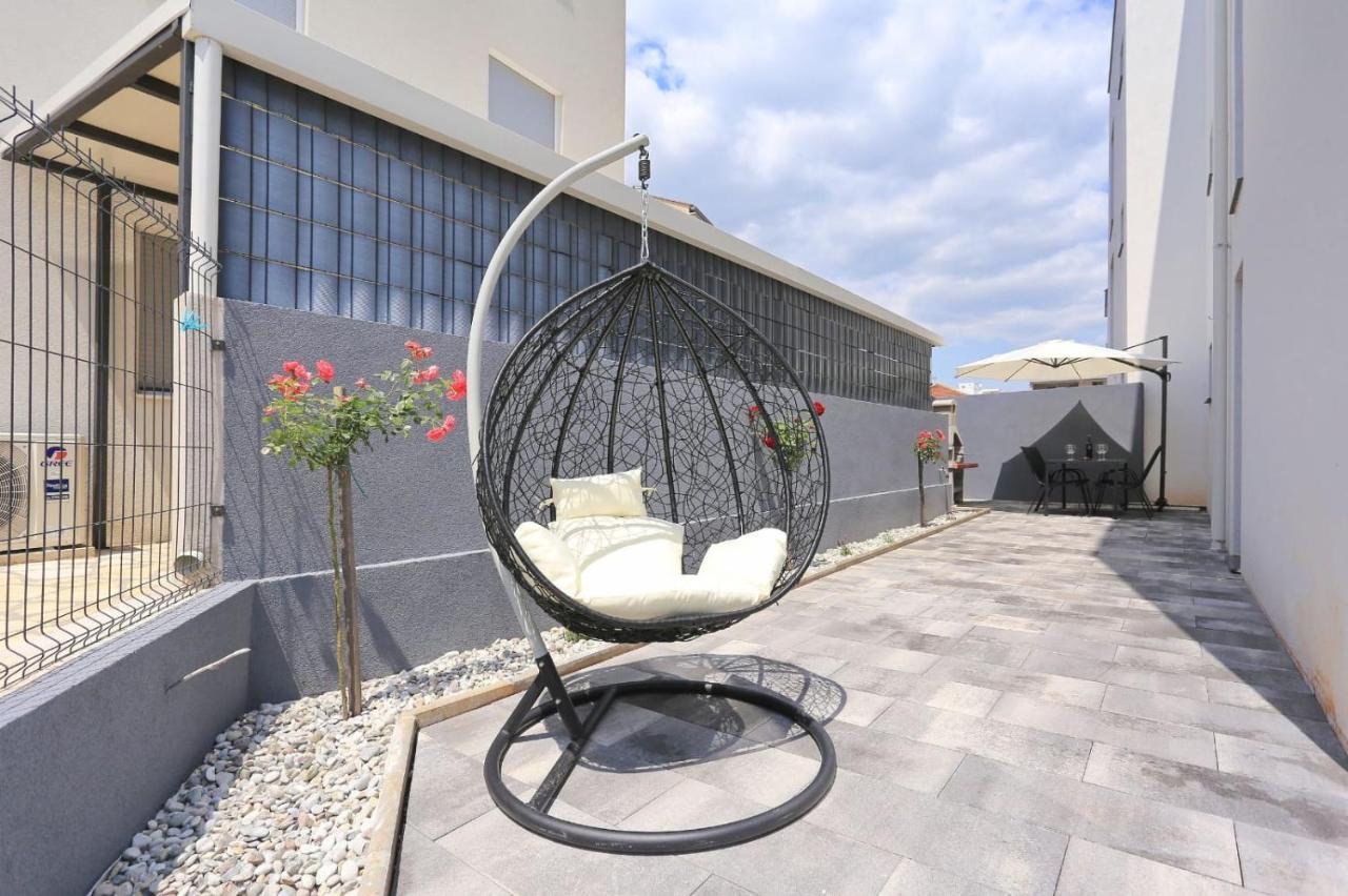Apartment Garden ซาดาร์ ภายนอก รูปภาพ